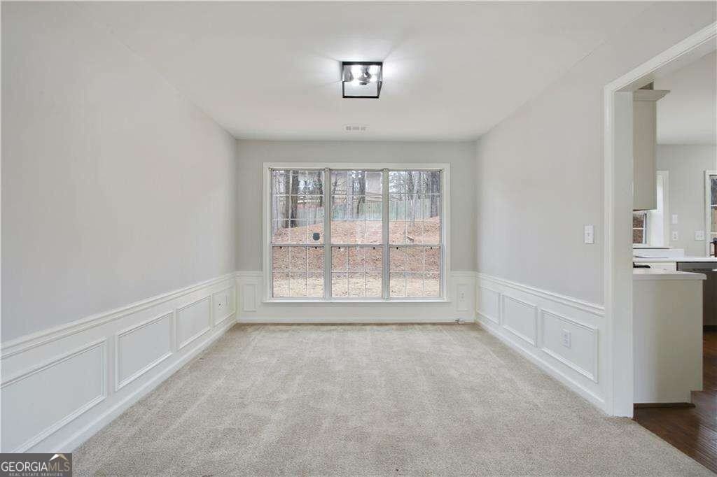 3644 Kentford Ln - Photo 3 of 25
