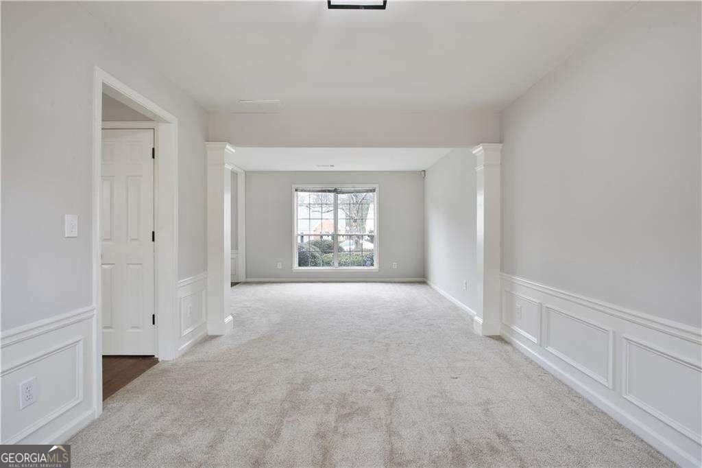 3644 Kentford Ln - Photo 4 of 25