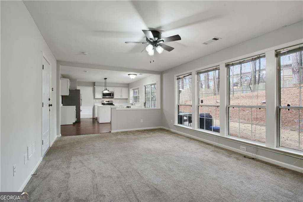 3644 Kentford Ln - Photo 6 of 25