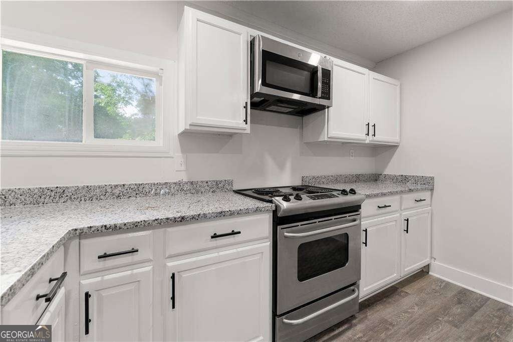 4755 Kent Rd - Photo 5 of 26
