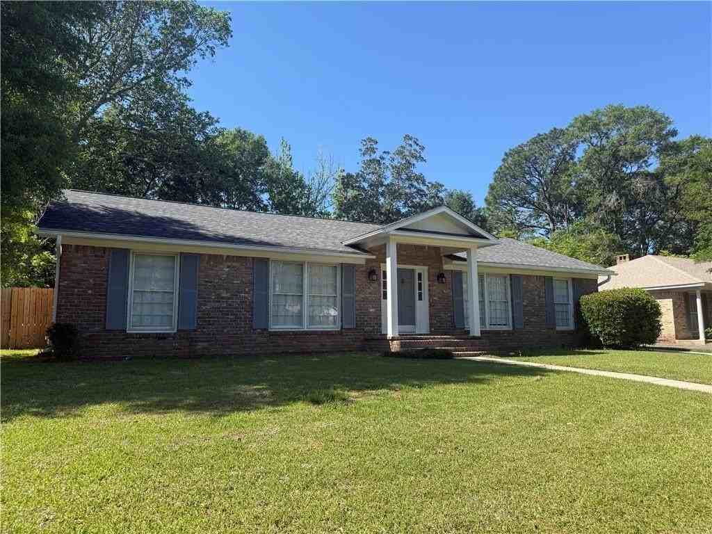 6405 Pinehurst Run - Photo 3 of 33