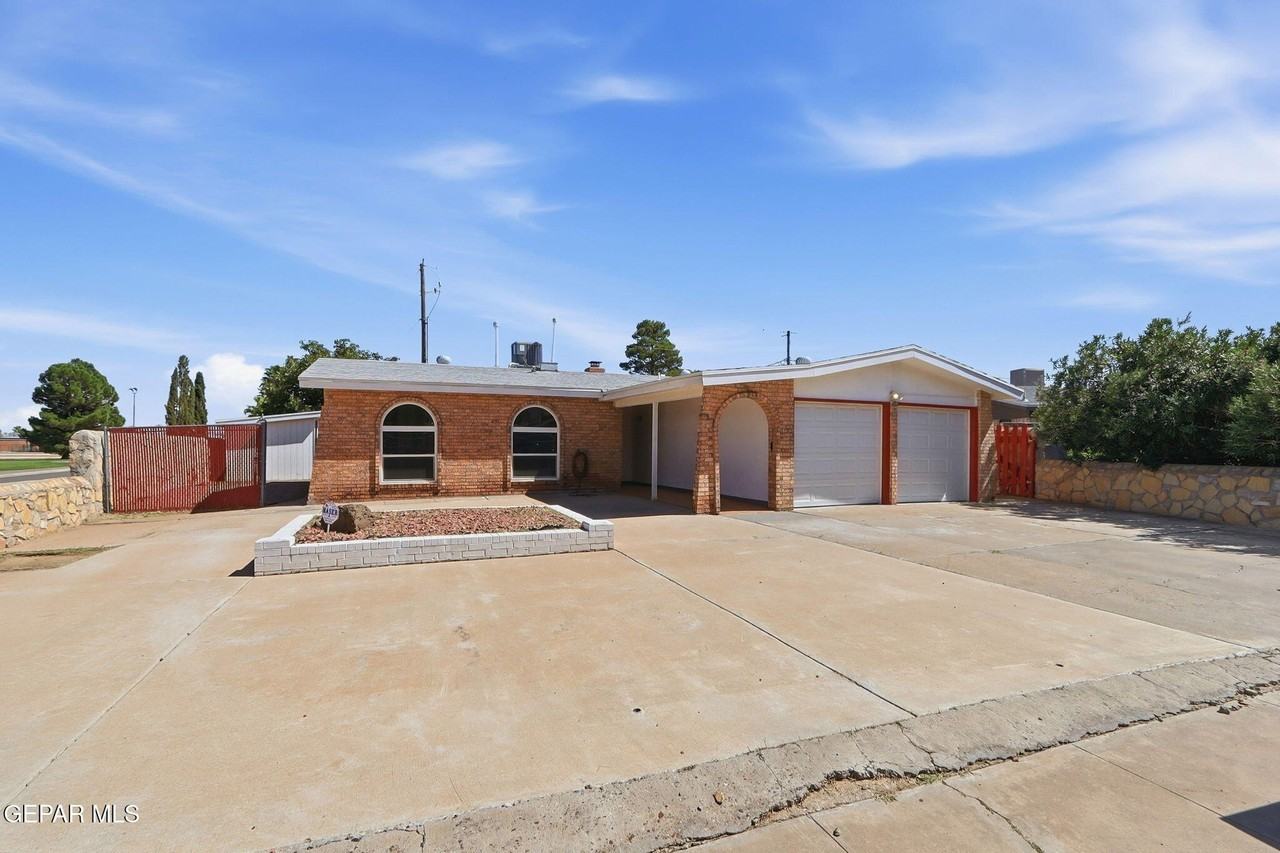 10484 Nolan Dr - Photo 6 of 31