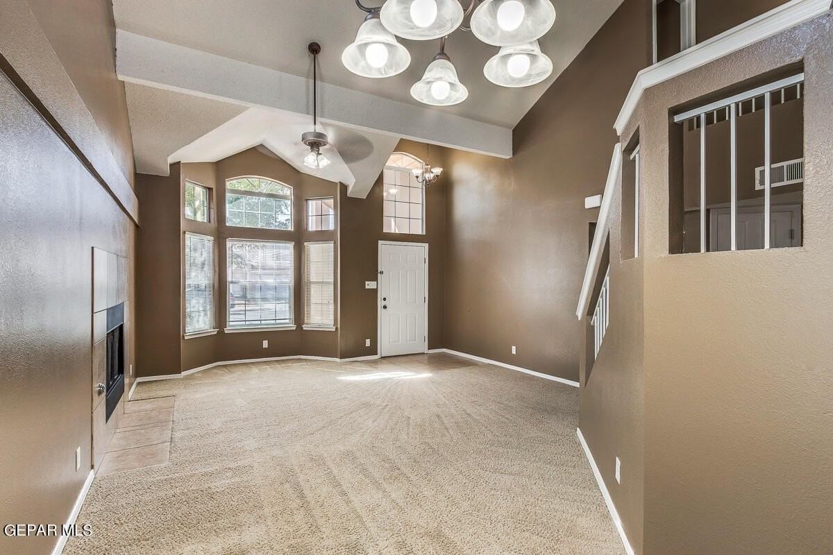 10932 Northview Dr - Photo 3 of 28