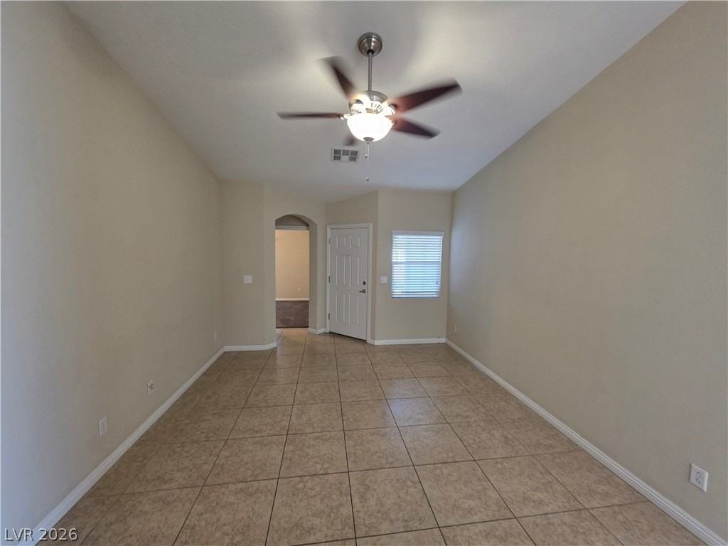 7876 Crownbeard St - Photo 4 of 50