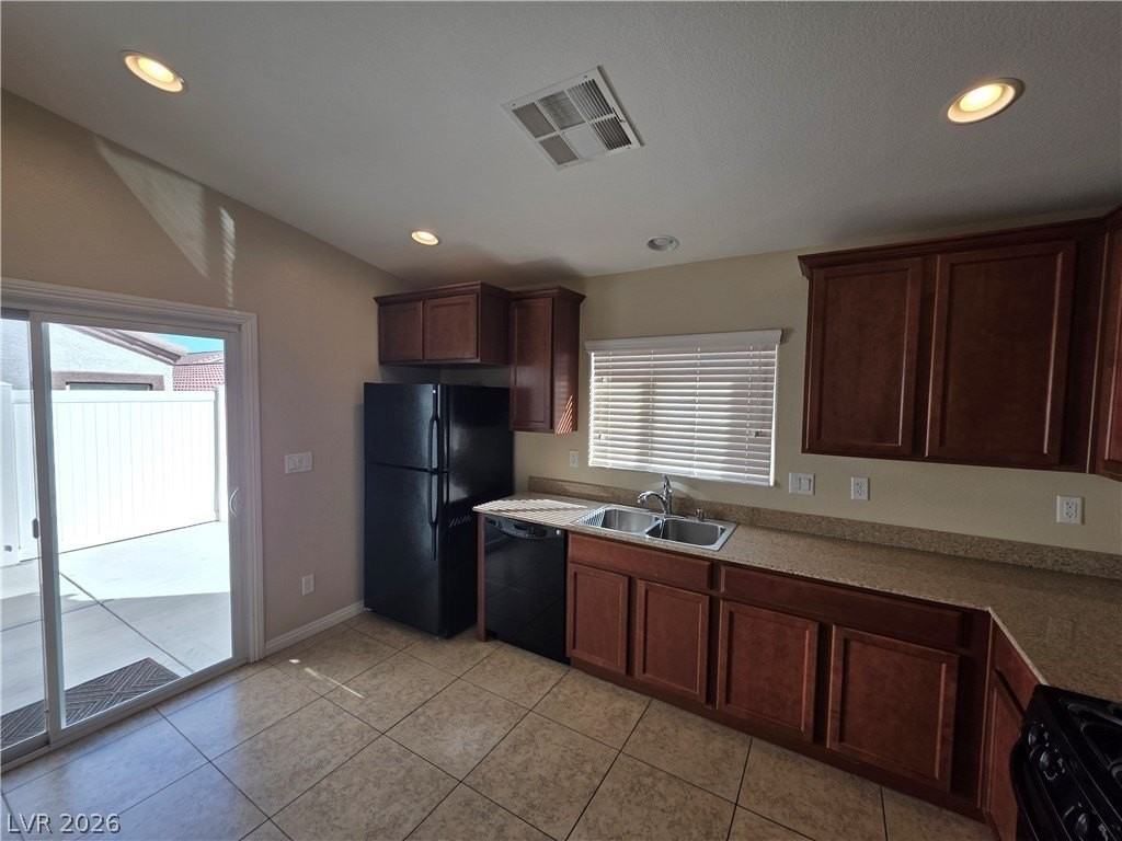 7876 Crownbeard St - Photo 7 of 50