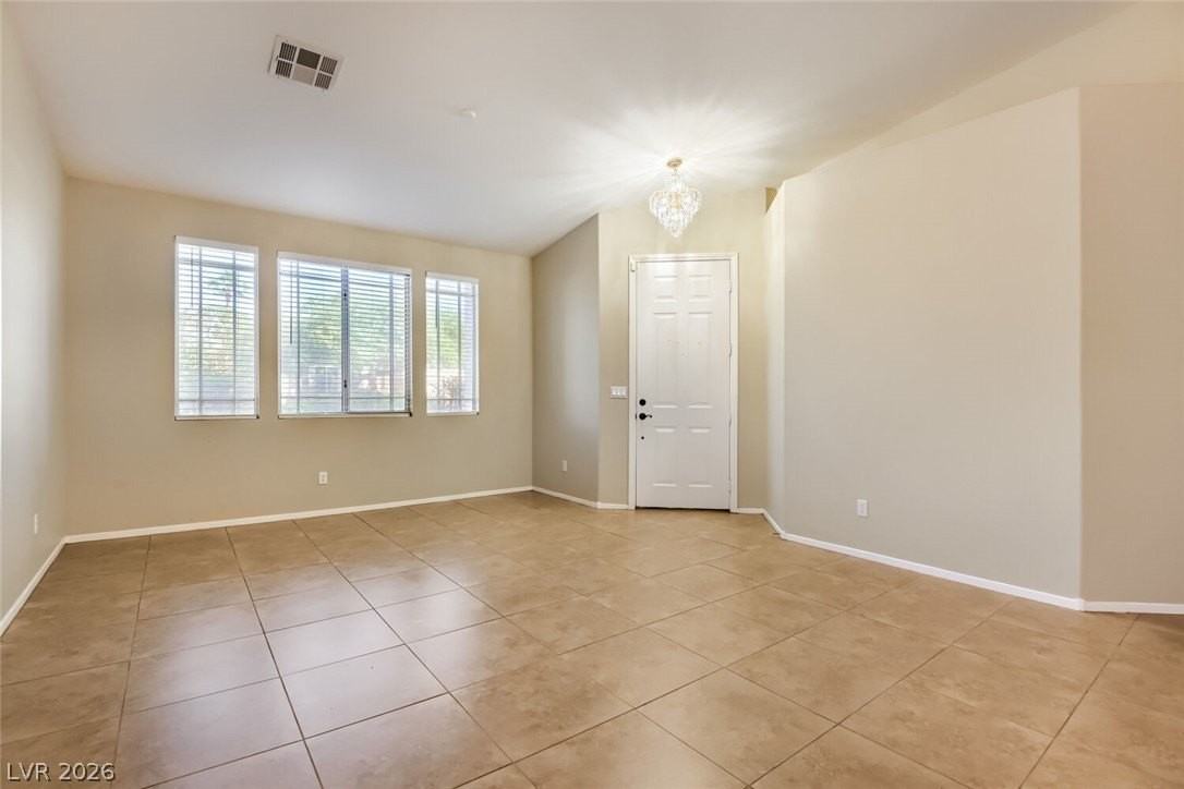 1107 Bear Cub Ct - Photo 4 of 17