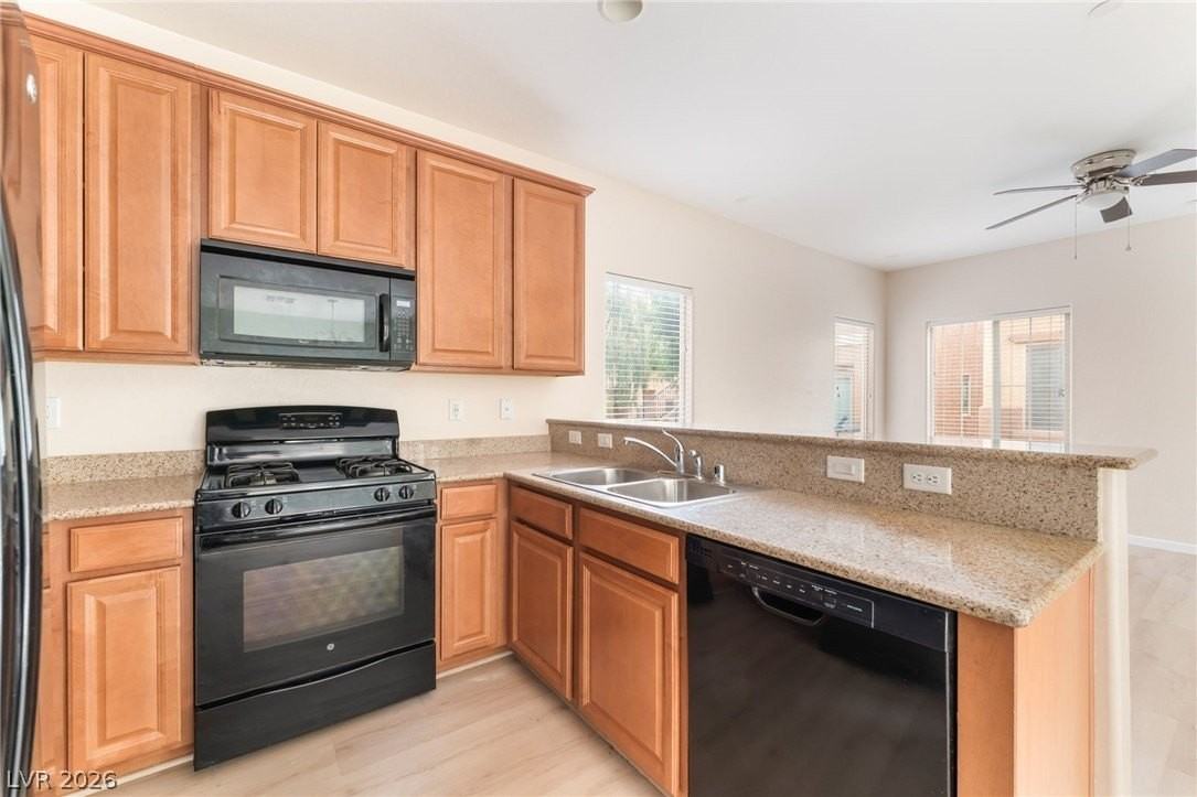8941 Glass Gallery Ct - Photo 6 of 27