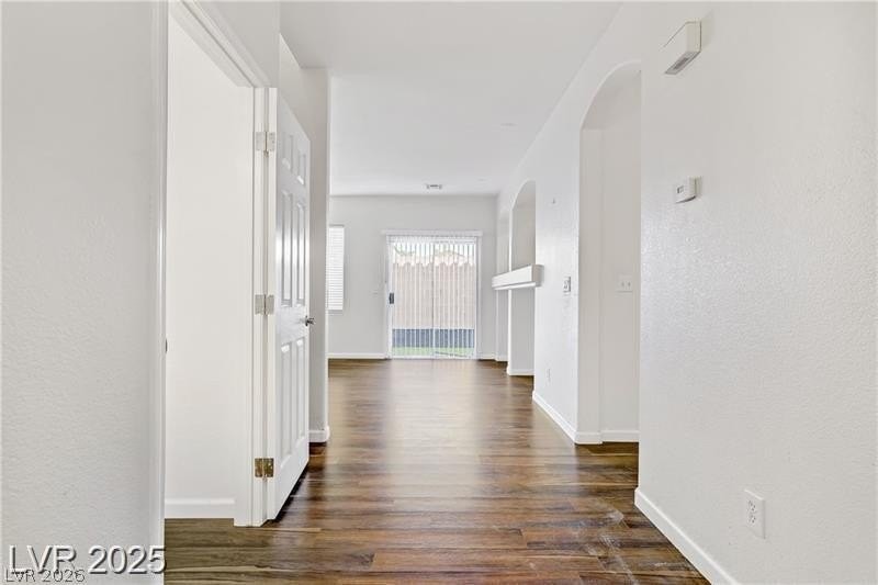 5948 Sakhalin Ave - Photo 5 of 47
