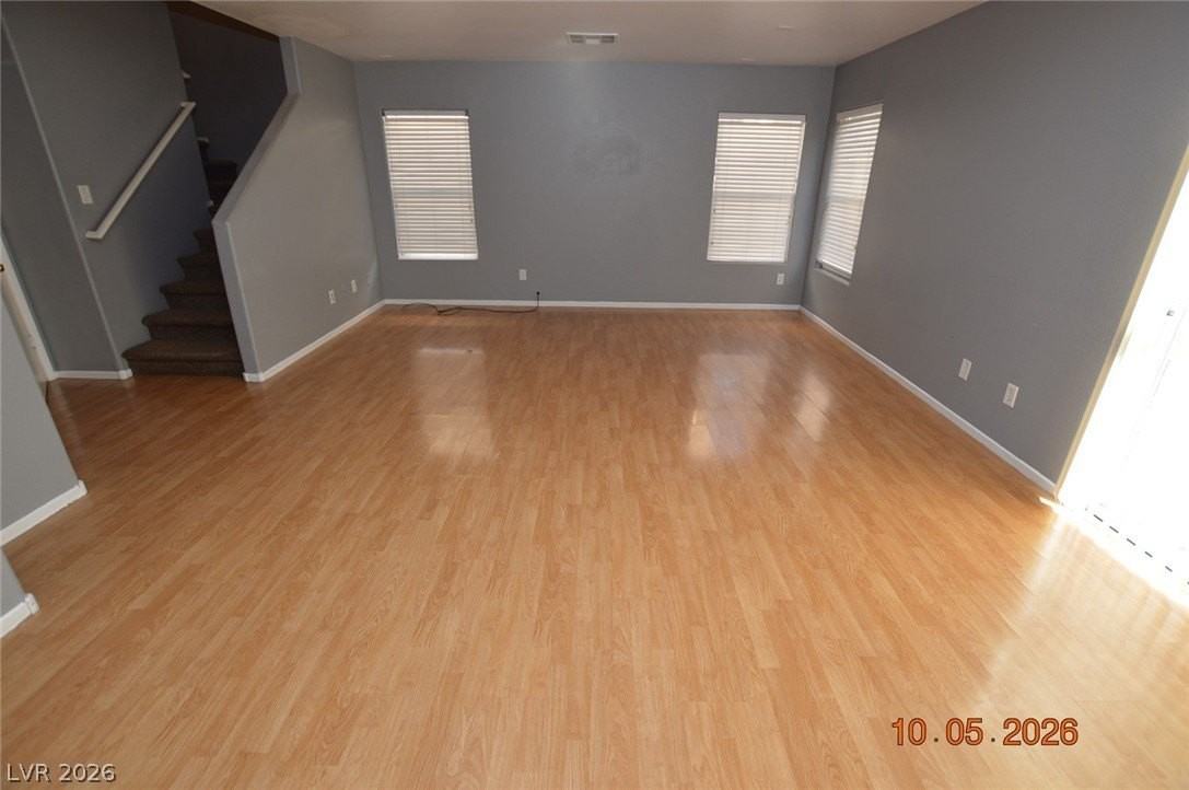 10268 Newfane Ct - Photo 4 of 19