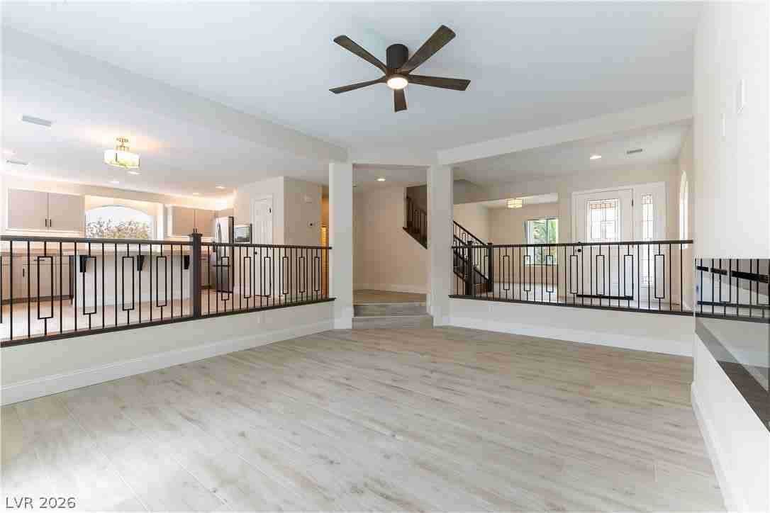 11003 Royal Highlands St - Photo 6 of 41