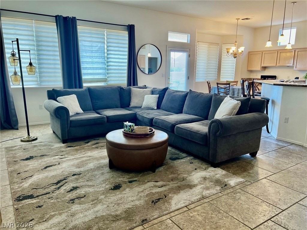 10801 Heritage Hills Dr - Photo 4 of 15