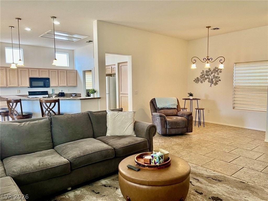 10801 Heritage Hills Dr - Photo 6 of 15