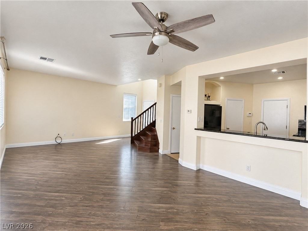 8516 Sonnet Ct - Photo 6 of 31