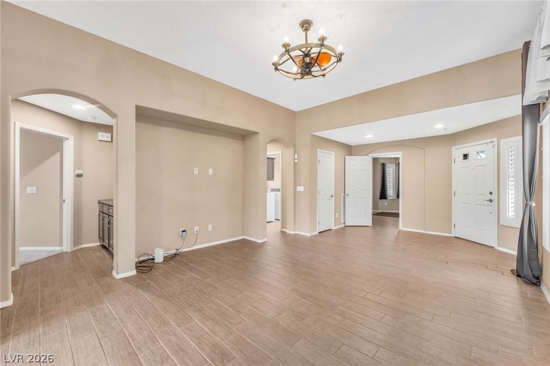 3740 Rocklin Peak Ave - Photo 3 of 20