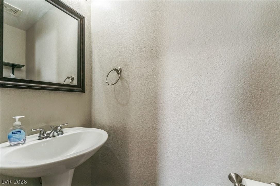 11129 Rossi Ave - Photo 5 of 16