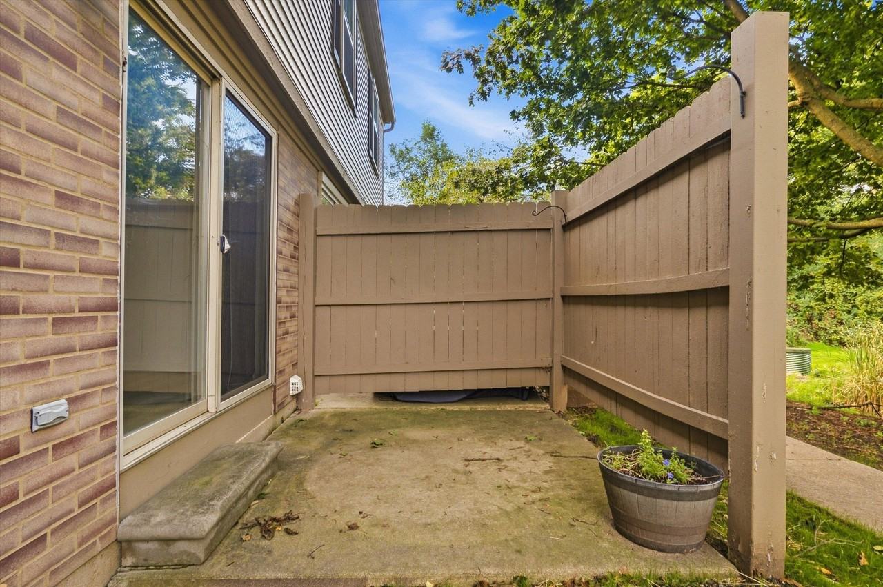 3034 Forest Creek Ct - Photo 5 of 50