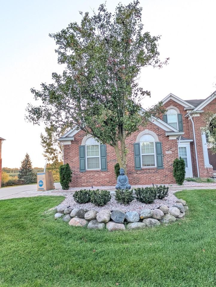 15749 Johnson Creek Dr - Photo 2 of 50