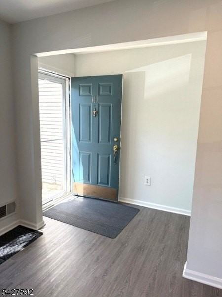 111 Columbus Dr #111 - Photo 2 of 24