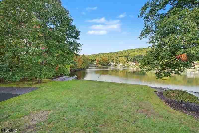 141 E Shore Rd - Photo 2 of 48