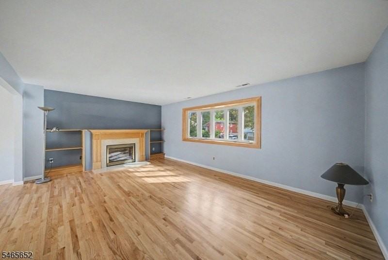 141 E Shore Rd - Photo 3 of 48