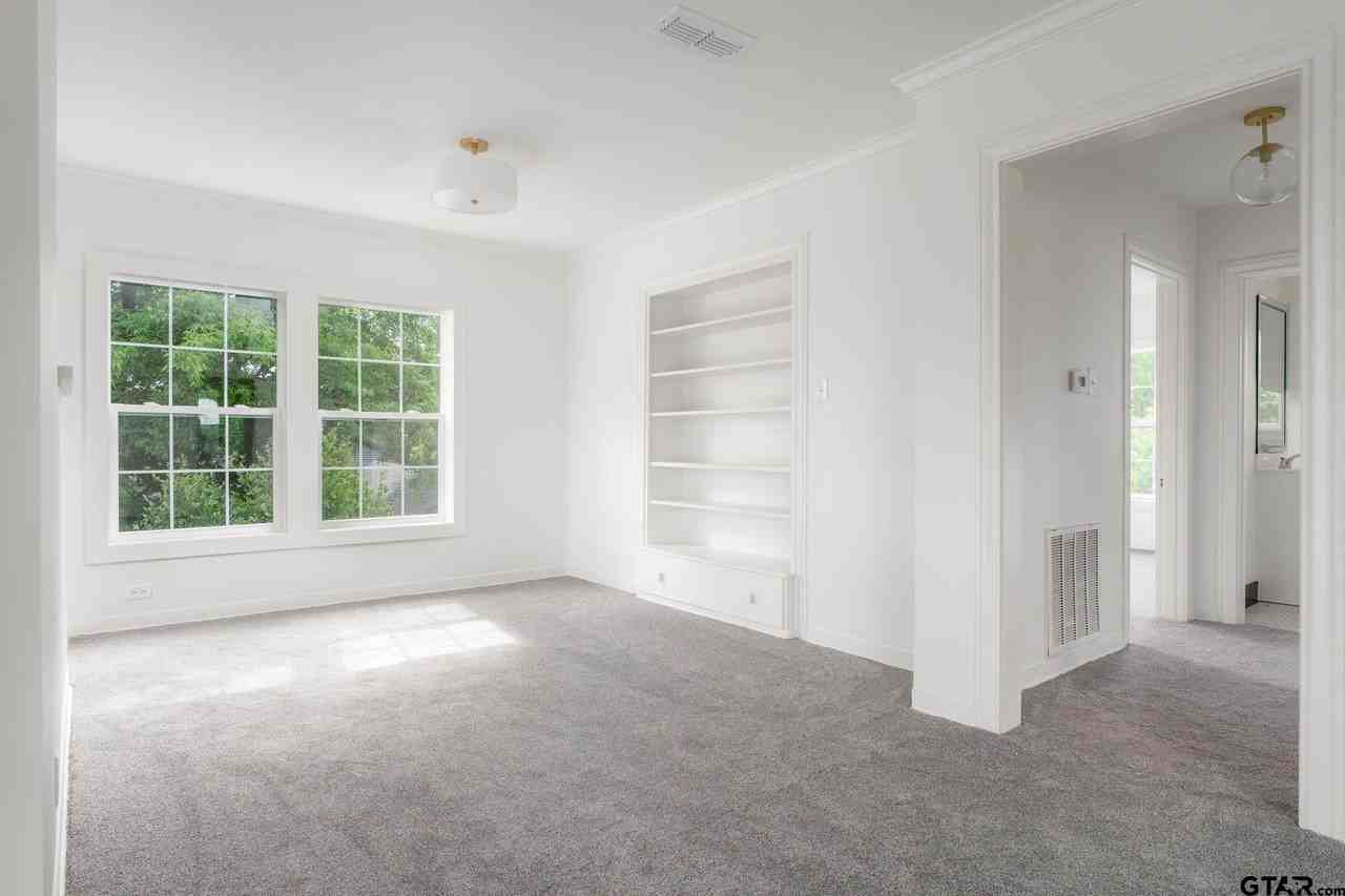 2016B Jarrel Ave - Photo 6 of 17