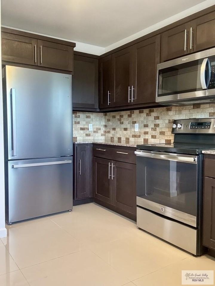 2675 E Price Rd #C2 - Photo 6 of 23