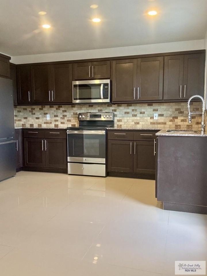 2675 E Price Rd #C2 - Photo 7 of 23