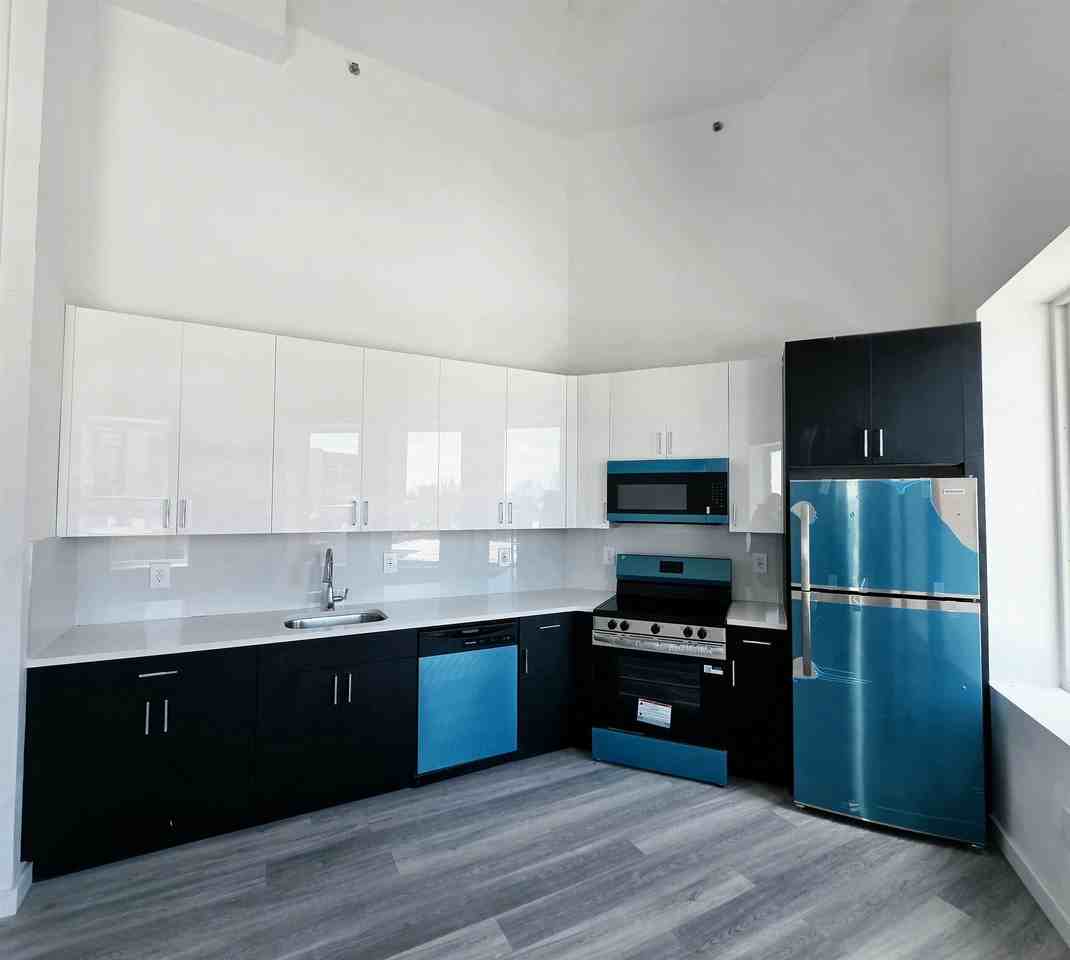 665 NEWARK AVE #208 - Photo 3 of 12