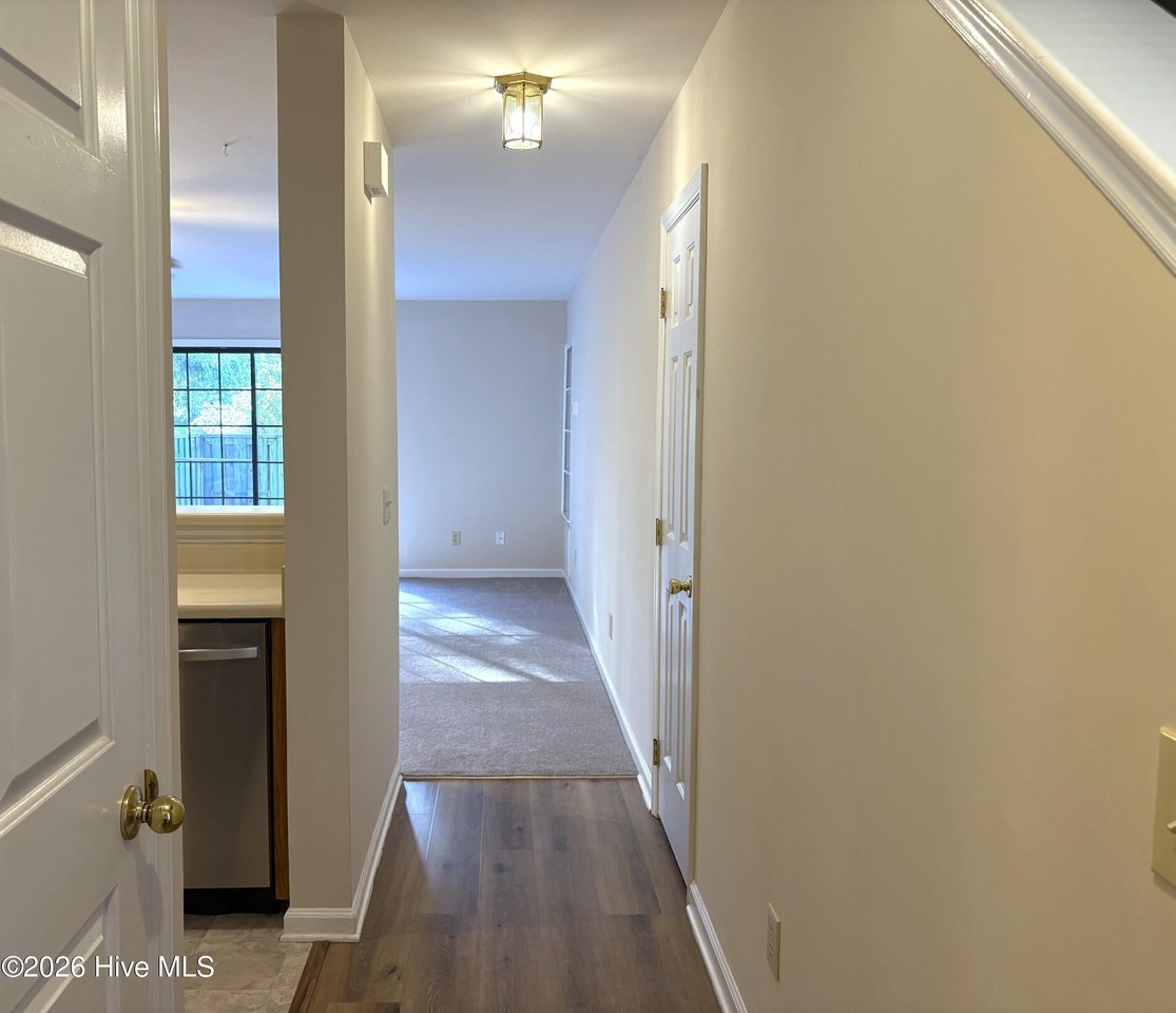 1733 41st St #A - Photo 3 of 24