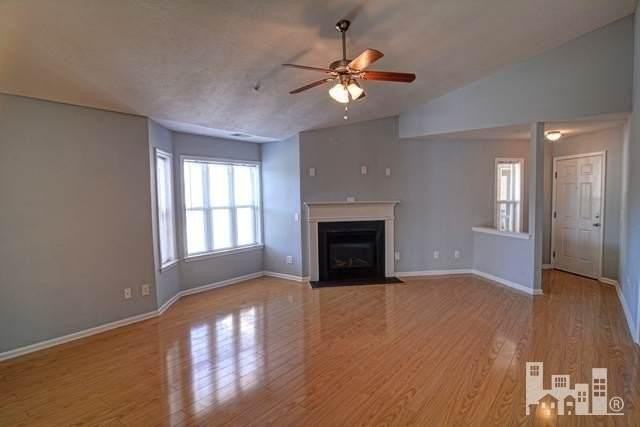 633 Spencer Farlow Dr #31 - Photo 2 of 16