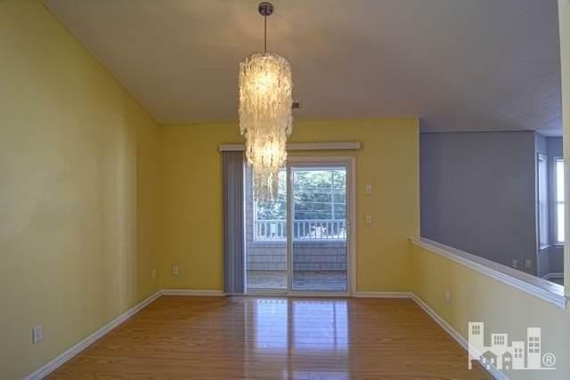 633 Spencer Farlow Dr #31 - Photo 4 of 16