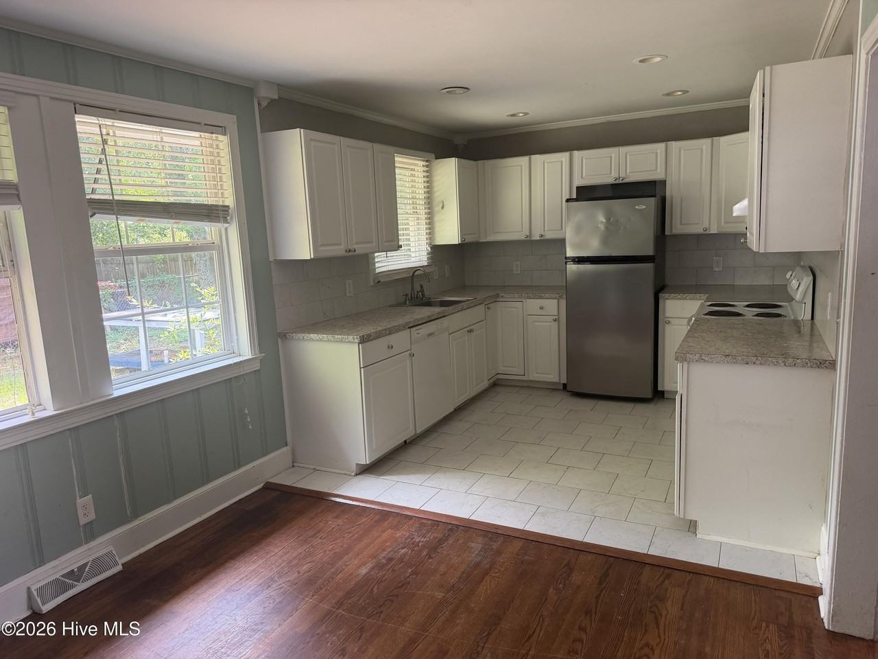 5308 Wrightsville Ave - Photo 5 of 19