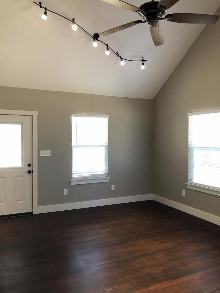 609 Altgelt St - Photo 5 of 18