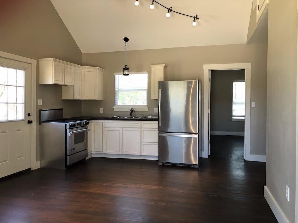 609 Altgelt St - Photo 6 of 18