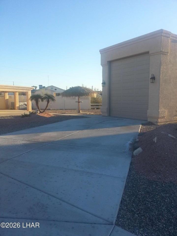 2150 Constellation Ln - Photo 5 of 34
