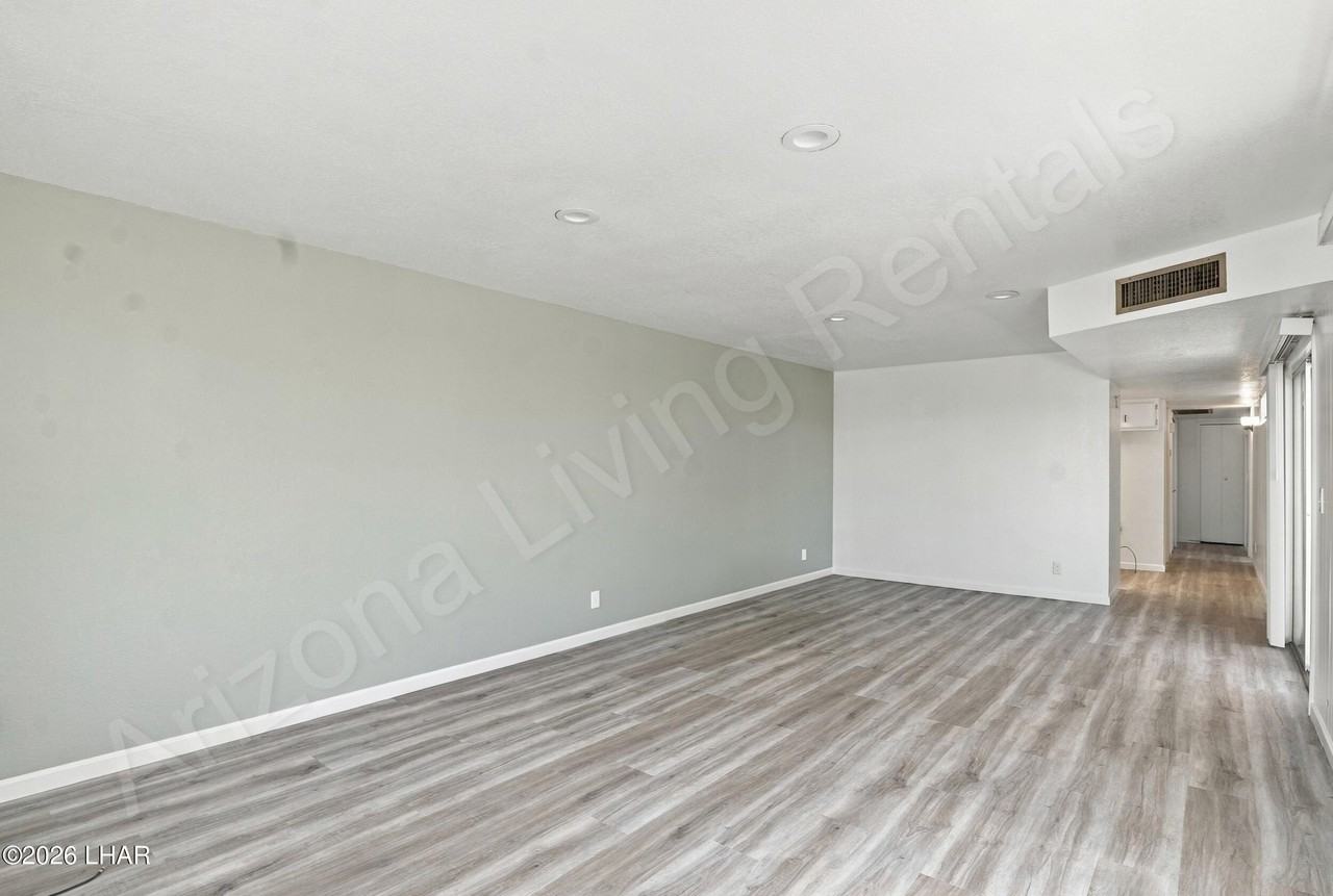 1290 Tanqueray Dr #1290 - Photo 4 of 15