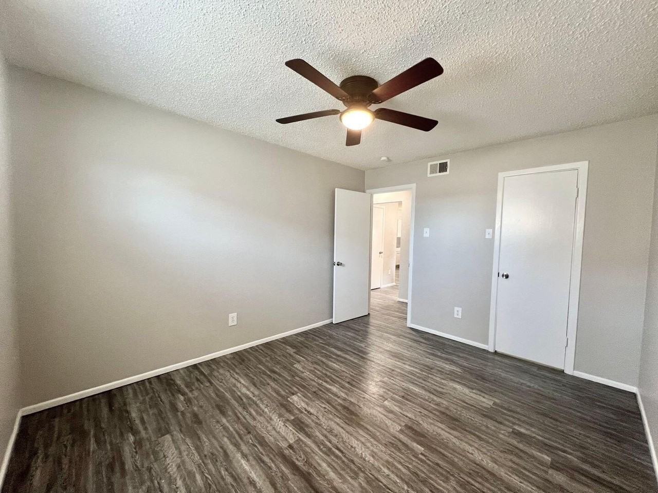 3110 Salisbury Ave #C - Photo 7 of 10