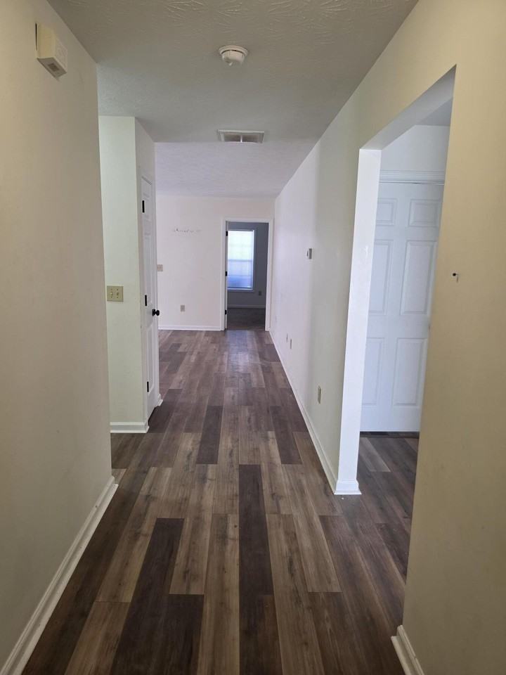 757 Statesman Way - Photo 2 of 17