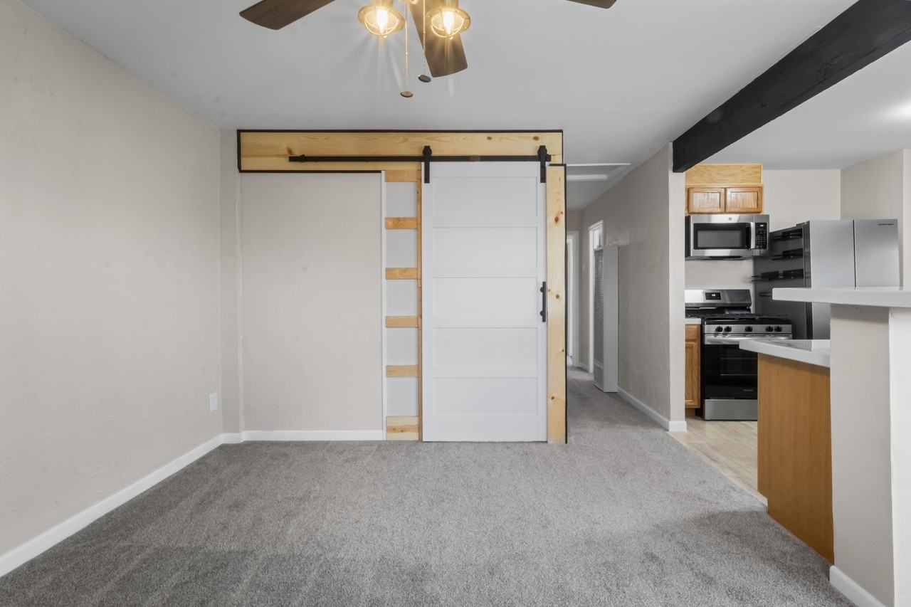 460 Patillo Dr #1 - Photo 6 of 29