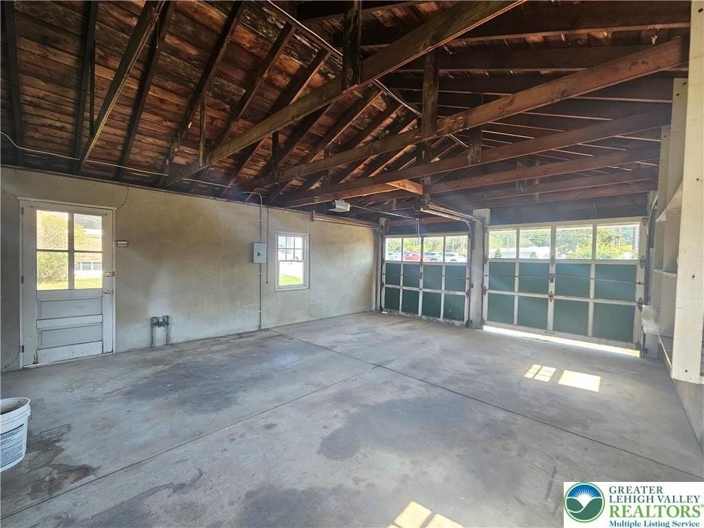 332 State Ave - Photo 4 of 8