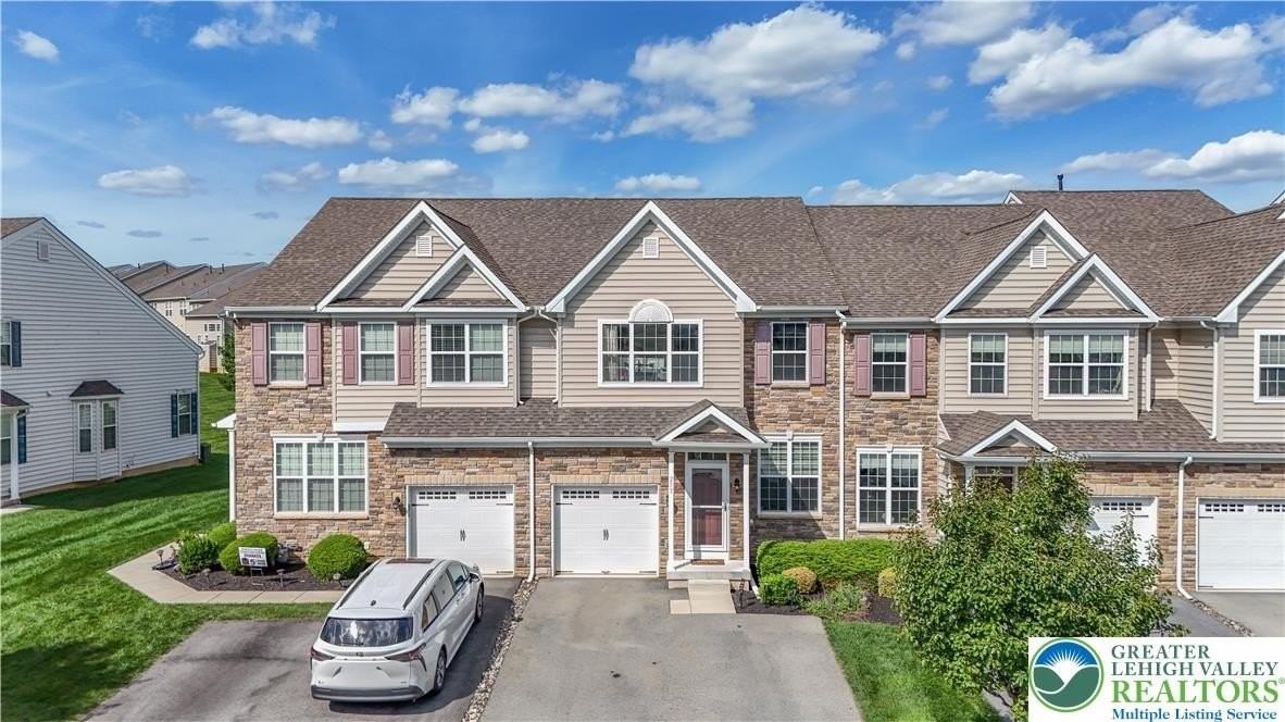 273 Redclover Ln - Photo 4 of 46