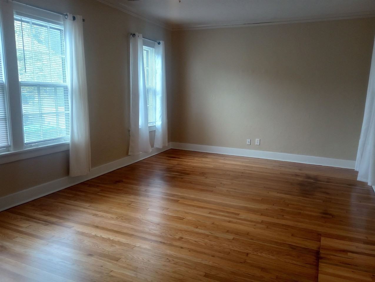 614 Patterson St - Photo 5 of 18
