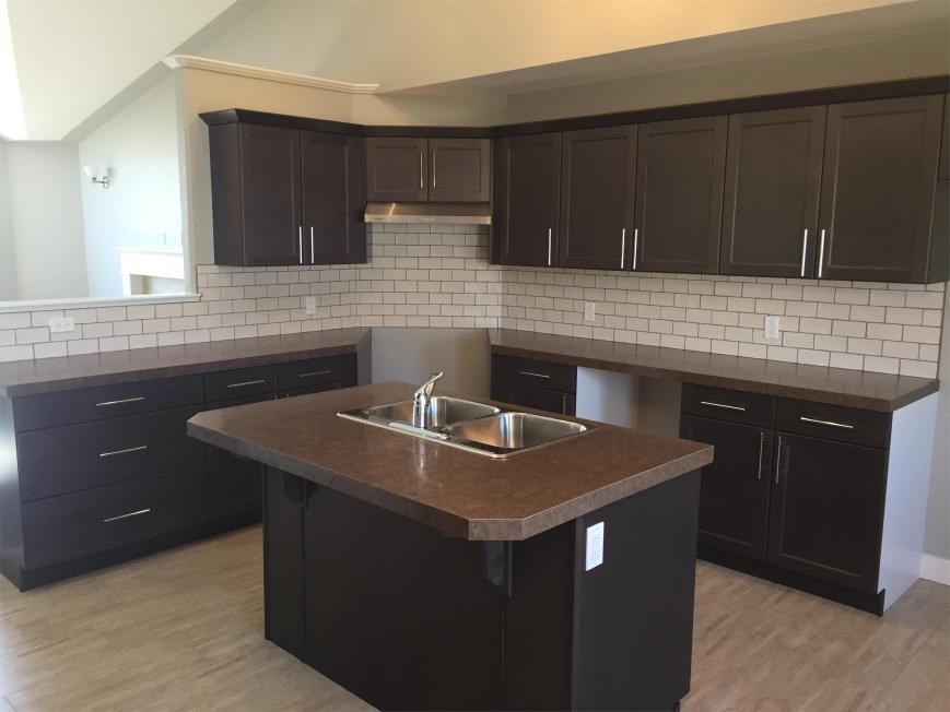 12402-102B St - B (UP) - Photo 2 of 10