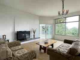 featured image of 1137 Crestline Rd Uppr