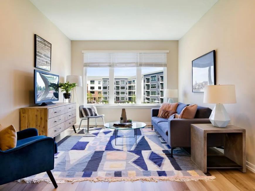 151 Centre St - Photo 5 of 10