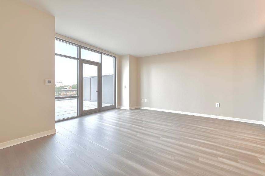 1524 Sheepshead Bay Rd - Photo 4 of 10