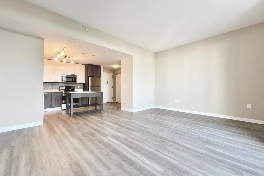 1524 Sheepshead Bay Rd - Photo 5 of 10