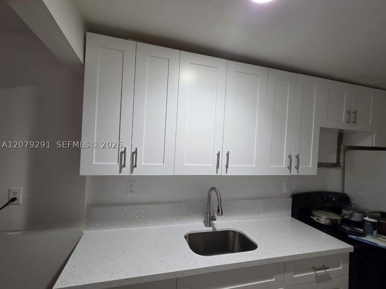 4729 Nw 15th Ave #4729 - Photo 3 of 4