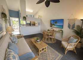 featured image of Alii Dr