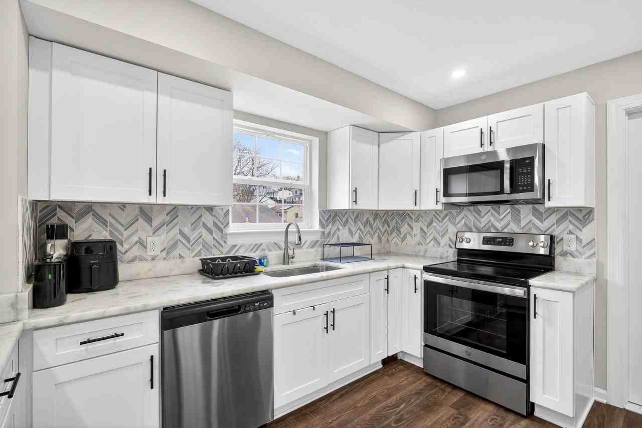 Gunther St - Photo 5 of 22